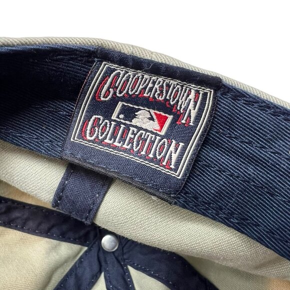 Chicago Cubs Cooperstown Collection Bear Logo Retro Strapback Dad Hat Cap MLB - Picture 7 of 10